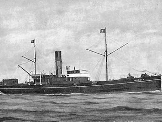 SS Hodder takes the Milita to the UK